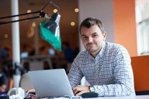 Comment créer une micro-entreprise en France ? Les étapes clés à connaître-Un Potentiel de Plus
